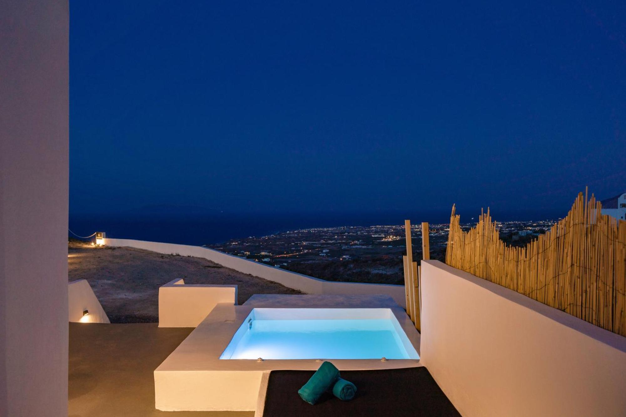 Lackos Luxury Suites Imerovígli Buitenkant foto